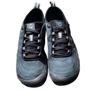 ๐๐ MERRELL Blackcastle Rock Vibram Trail Sneakers Black Gray Womenโs US 9.5
